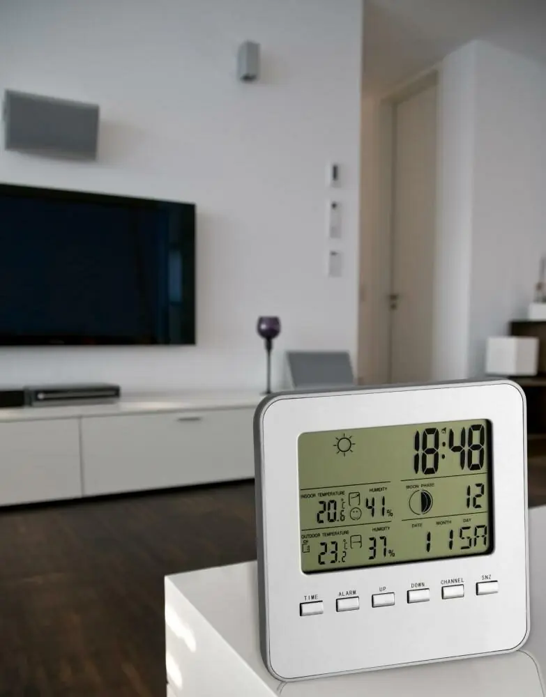 фото Метеостанція TFA 35.1098.54