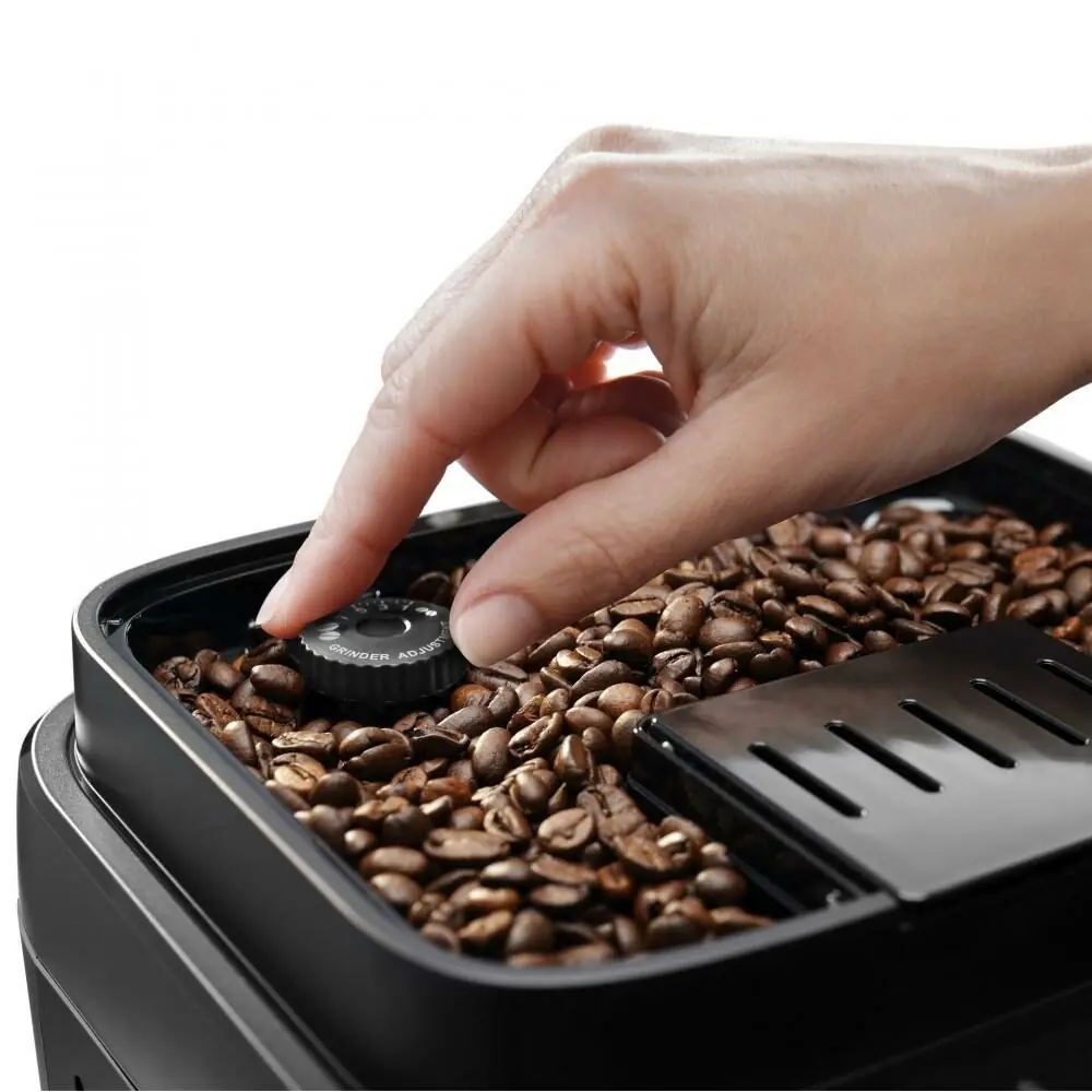 фото Кавоварка автоматическая Delonghi Magnifica Evo ECAM 293.61.BW