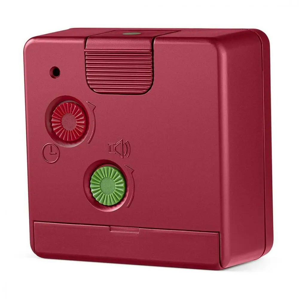 фото Настольные часы Braun BC02R 3