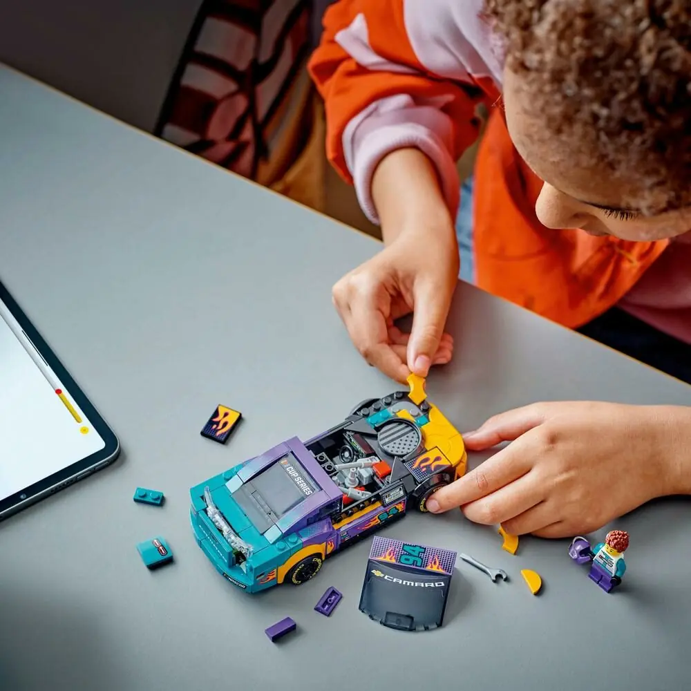 фото Авто-конструктор LEGO Speed Champions Nascar Next Gen Chevrolet Camaro ZL1 (76935) 3