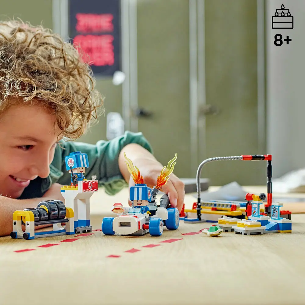 фото Блоковый конструктор LEGO Super Mario: Mario Kart Toad