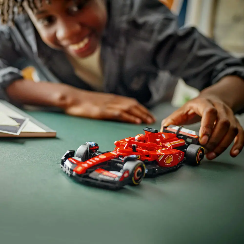 фото Блоковый конструктор LEGO Speed Champions Автомобиль для гонок F1 Ferrari SF-24 (77242) 3