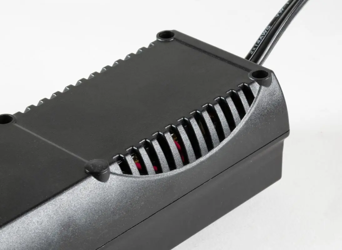 фото Перетворювач (інвертор) DC-AC Technaxx TE21